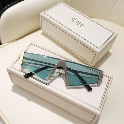 Super Cool Triangle Sunglasses Men And Women